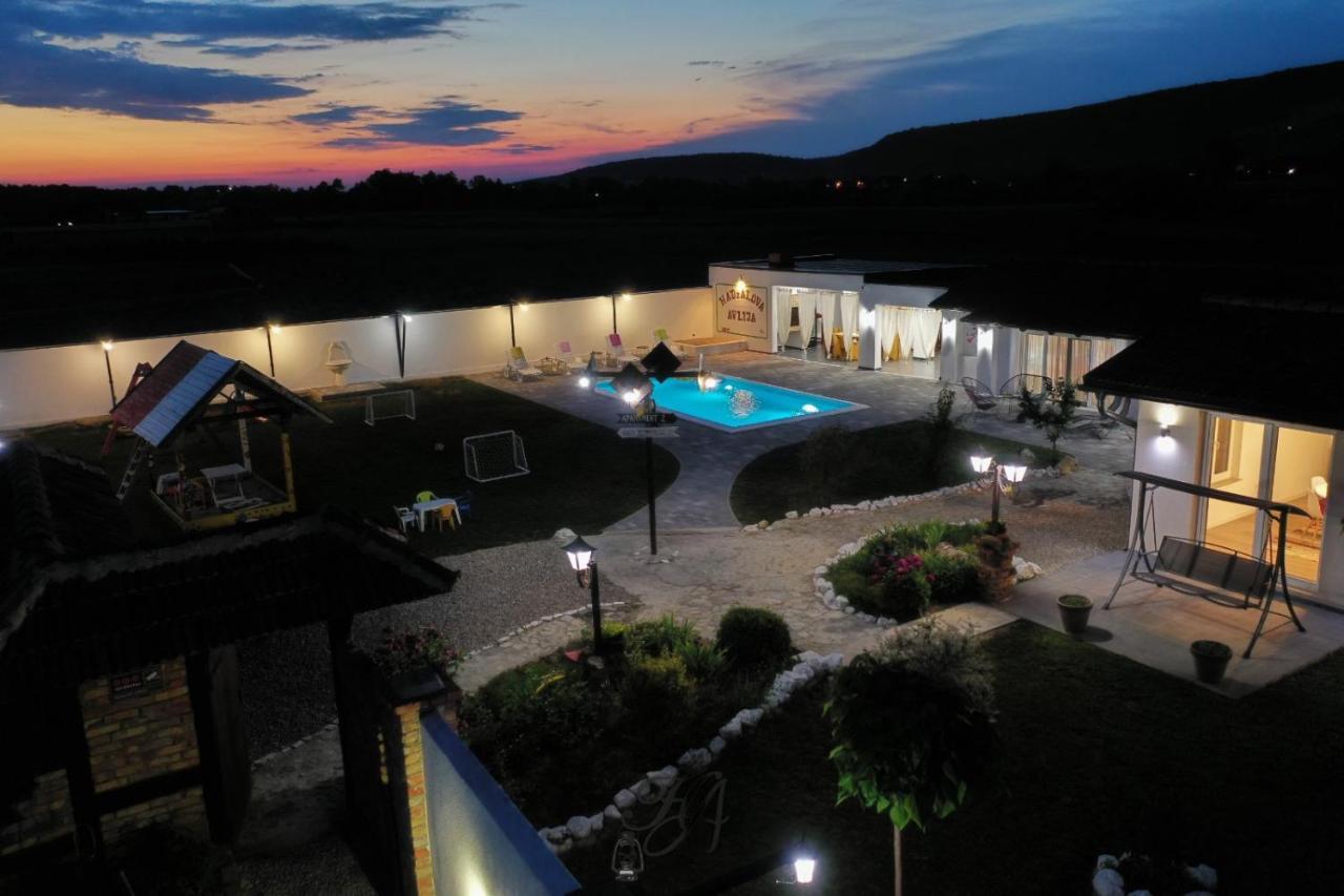Family Estate Hadzalova Avlija Villa Bihać Kültér fotó
