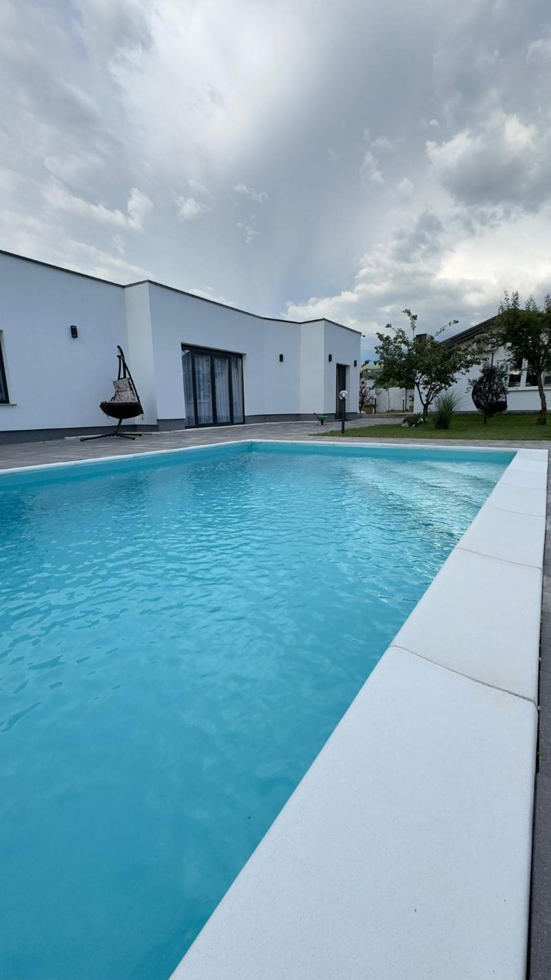 Family Estate Hadzalova Avlija Villa Bihać Kültér fotó